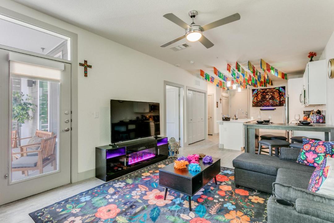 Viva Fiesta Condo On San Antonio Riverwalk ภายนอก รูปภาพ