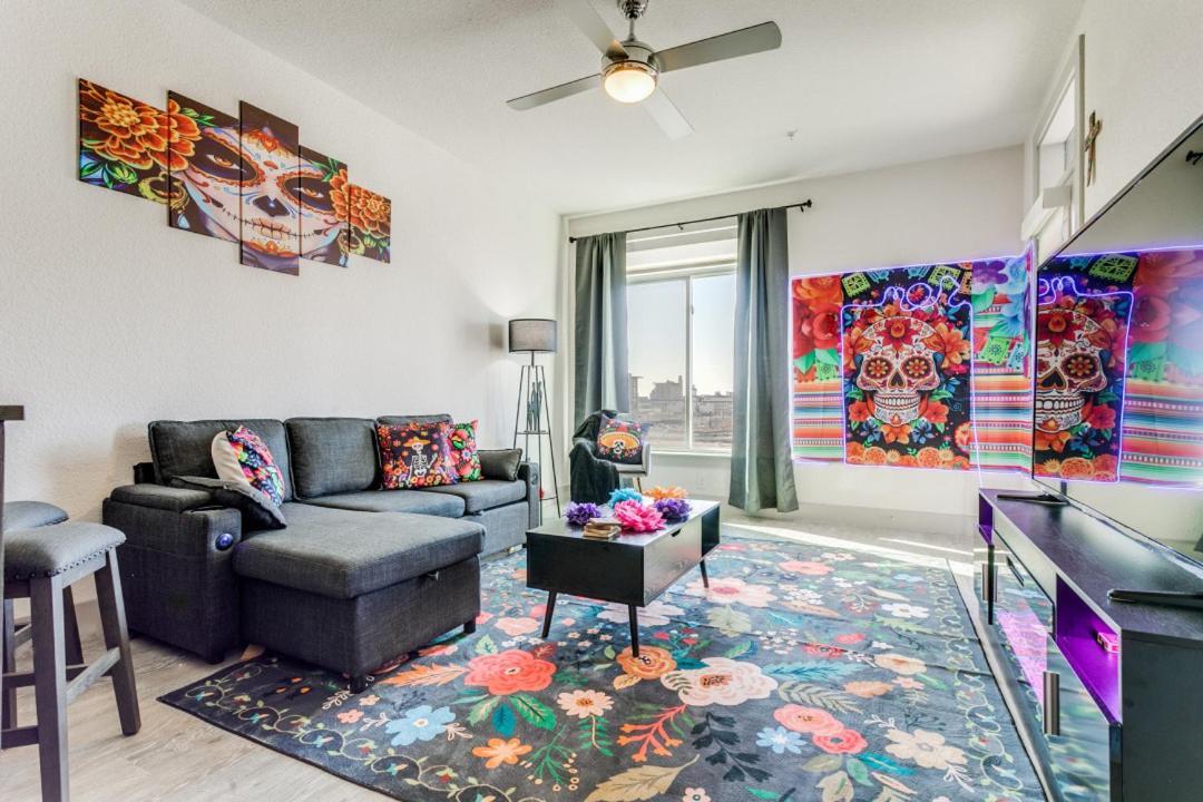 Viva Fiesta Condo On San Antonio Riverwalk ภายนอก รูปภาพ